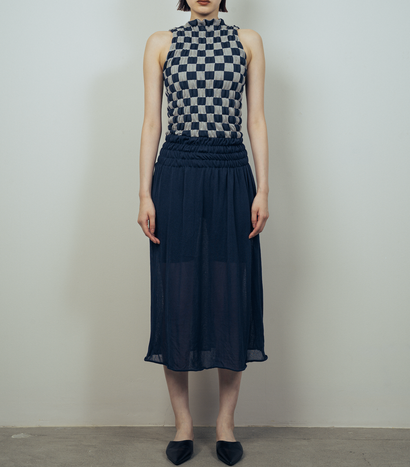 SHIRRING CHECKED DRESS [NAVY]
