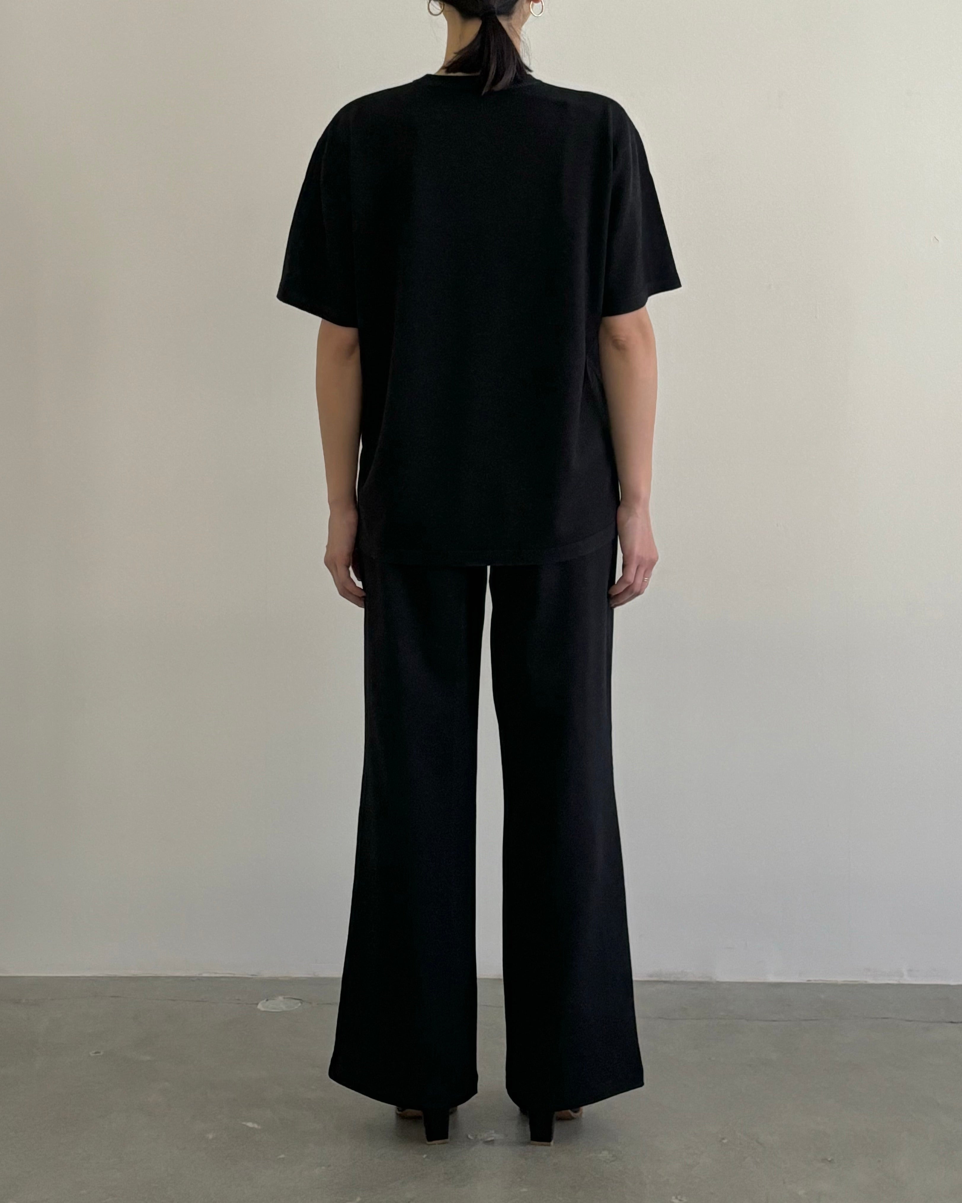 SMOOTH TENCEL WOOL KNIT TEE [BLACK]