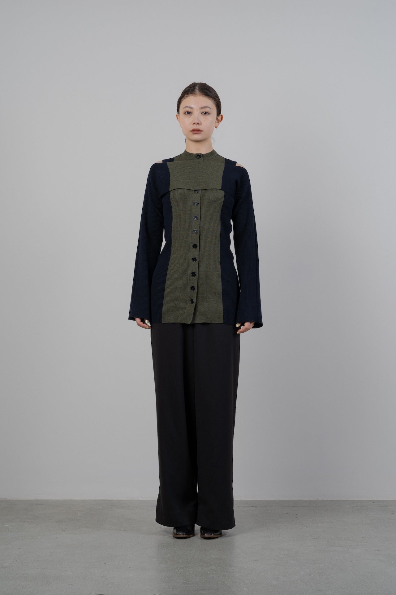 WASHABLE WOOL 2PIECE CARDIGAN [NAVY×KHAKI]