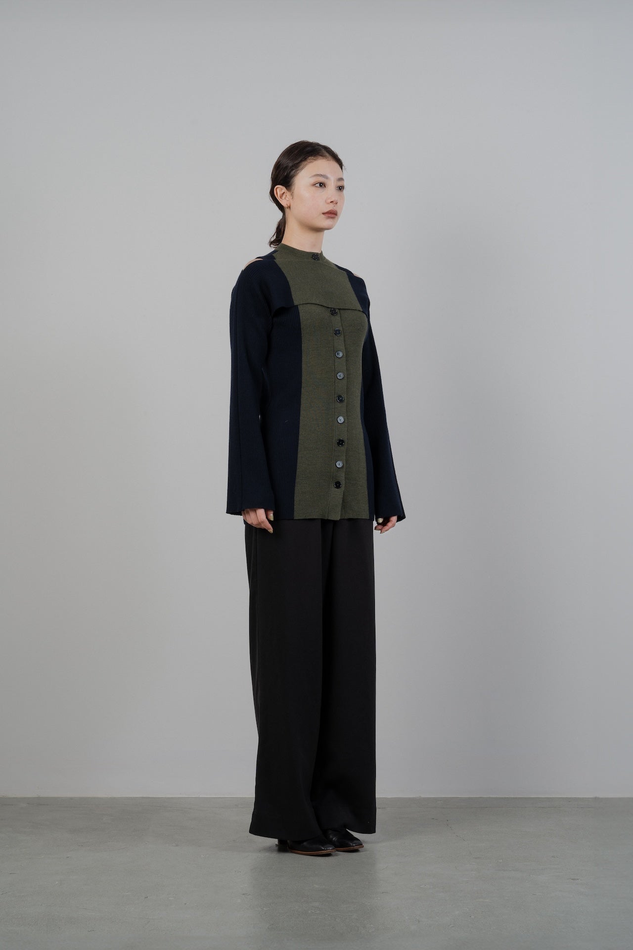 WASHABLE WOOL 2PIECE CARDIGAN [NAVY×KHAKI]