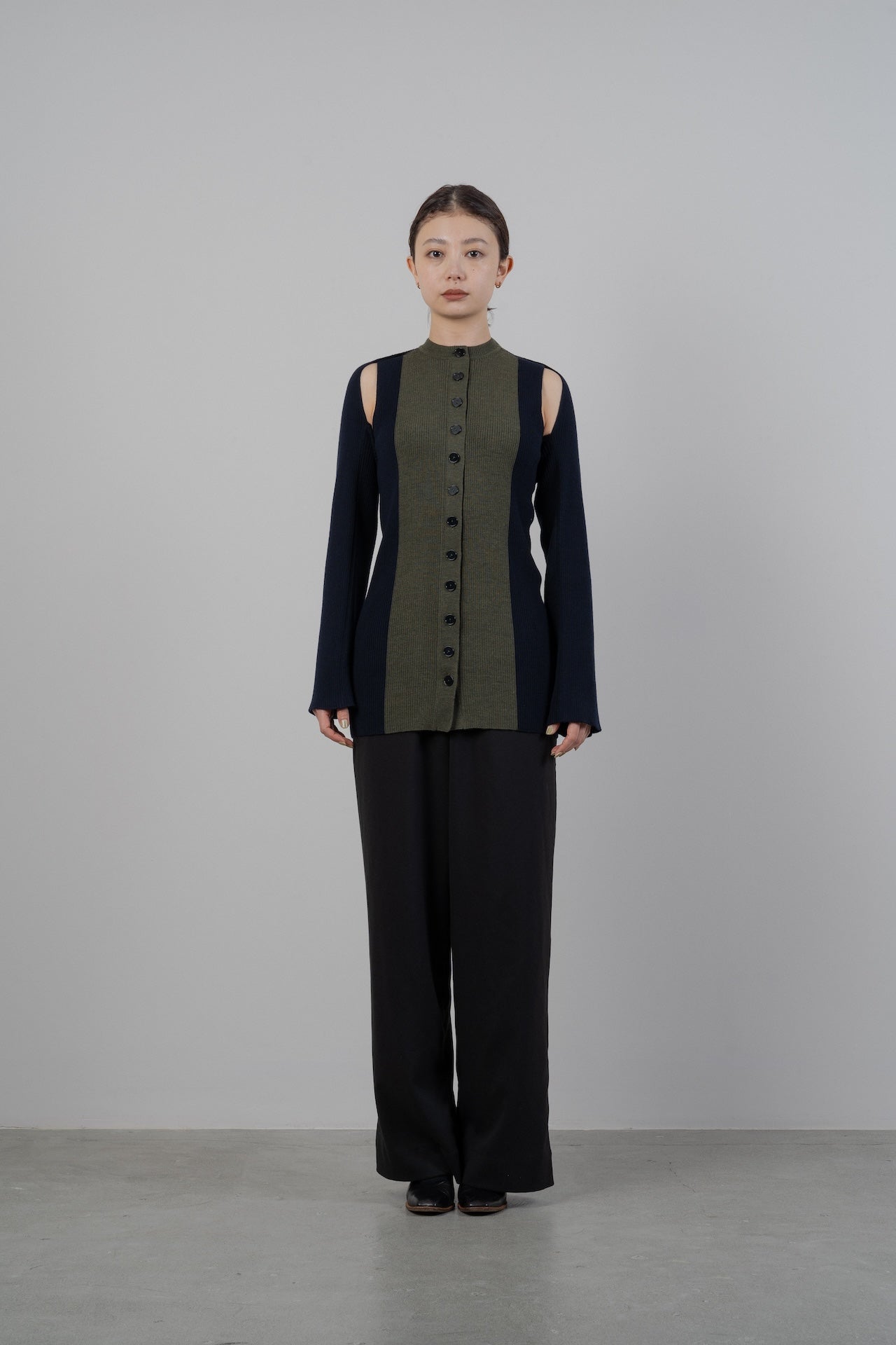 WASHABLE WOOL 2PIECE CARDIGAN [NAVY×KHAKI]