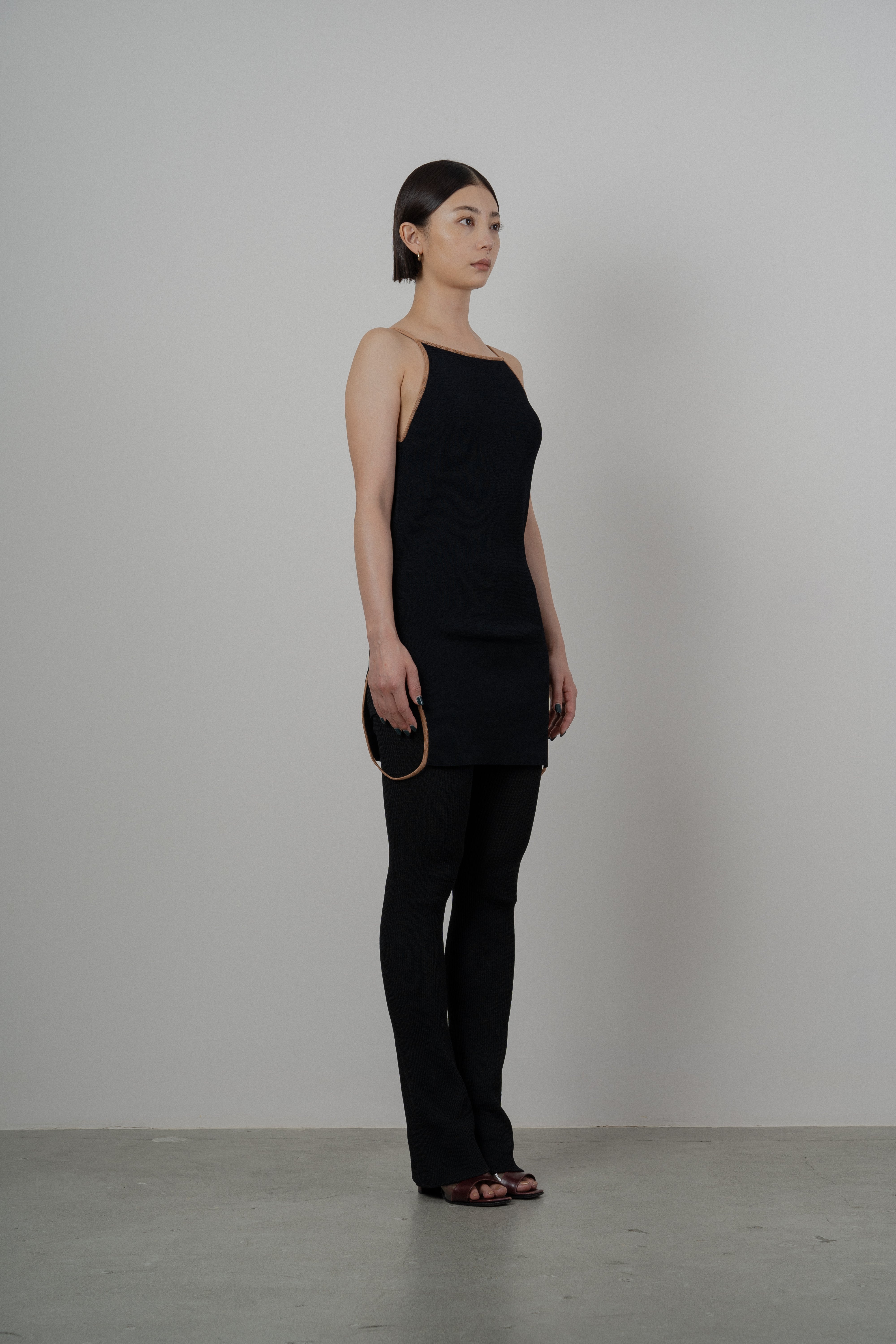 MATT RIB KNITTED MULTIWAY TUNIC [BLACK]