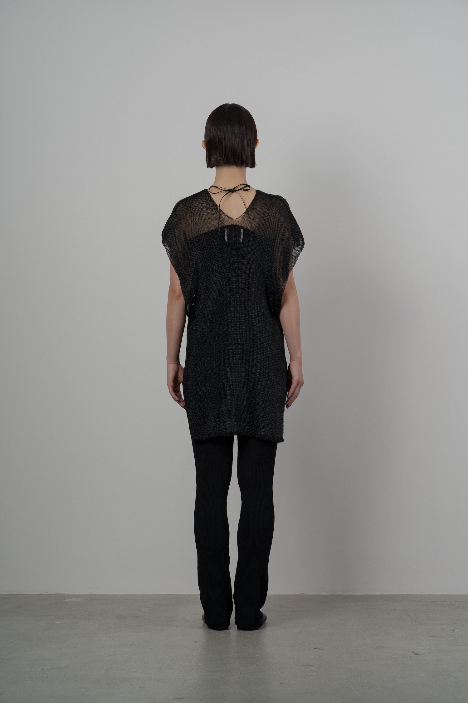 DAZZLED KNITTED TUNIC [BLACK]