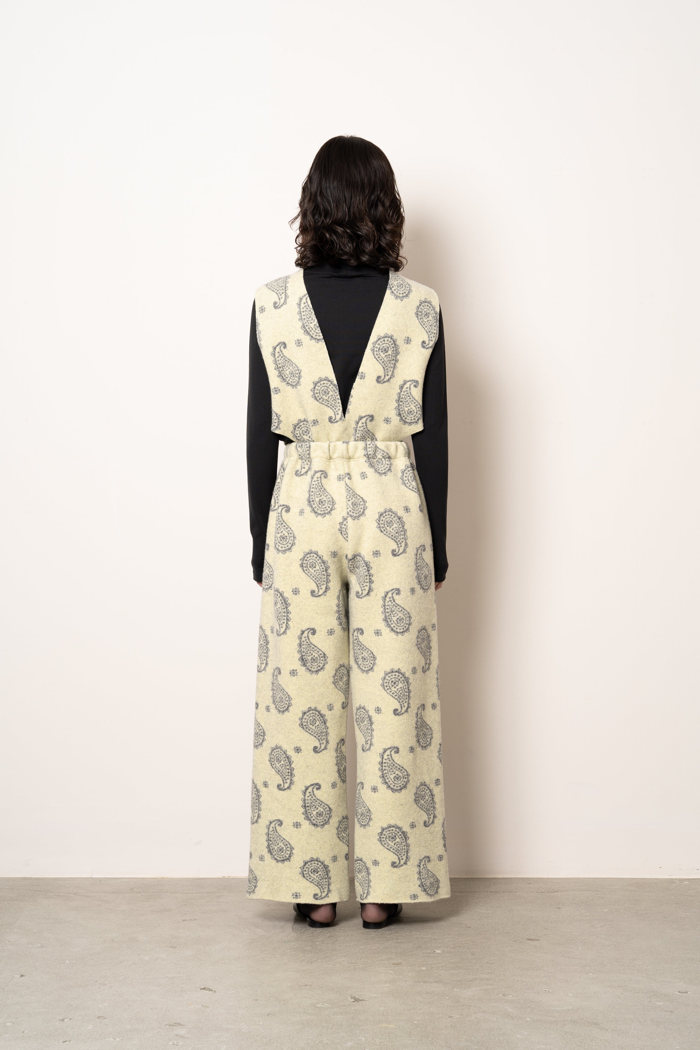 PAISLEY BOILED KNIT OVERALLS [CREAM]