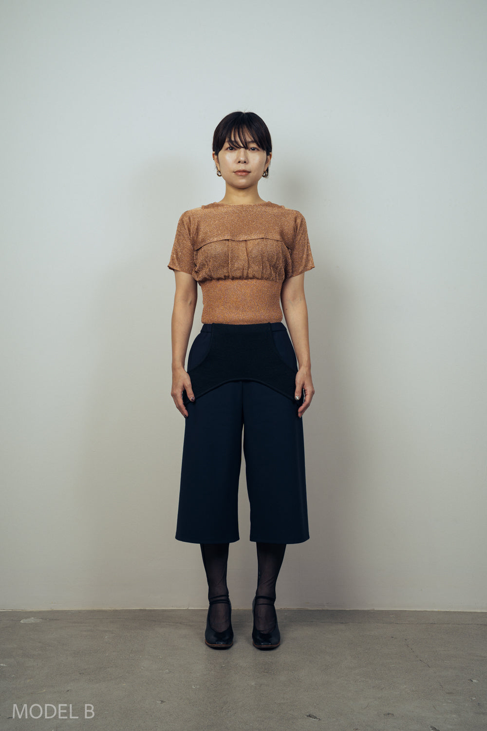 SHINY 2PIECES TOPS [BROWN]
