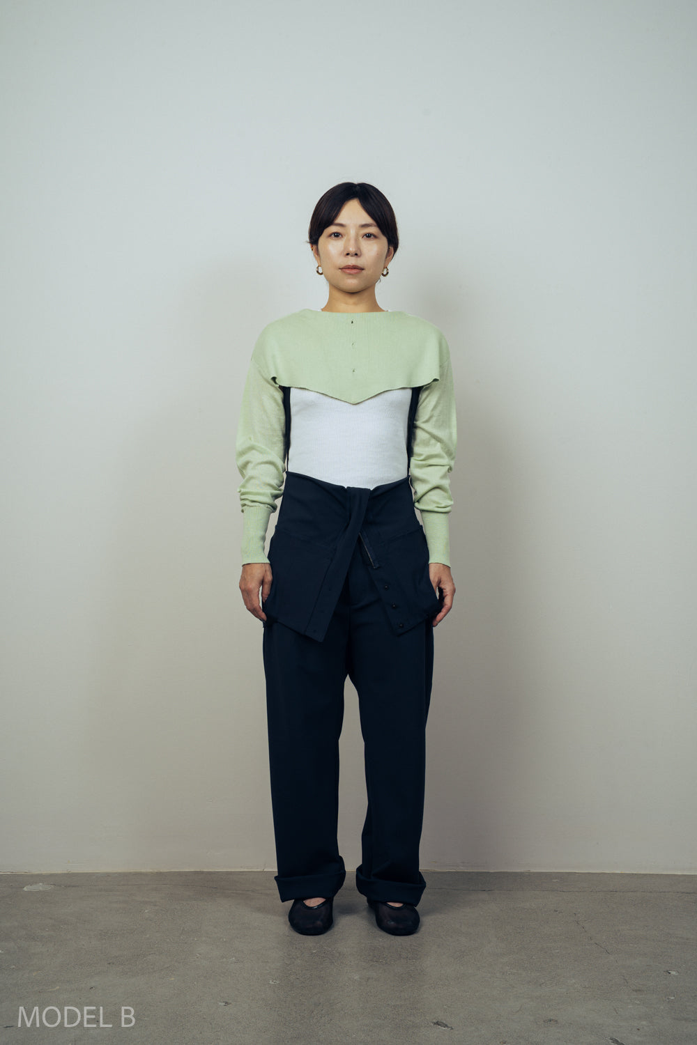 SILK MIX V/HEM SHORT TOPS [GRAY]