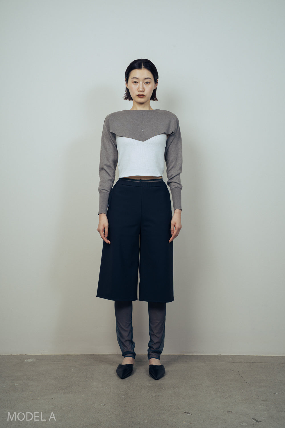 SILK MIX V/HEM SHORT TOPS [GRAY]