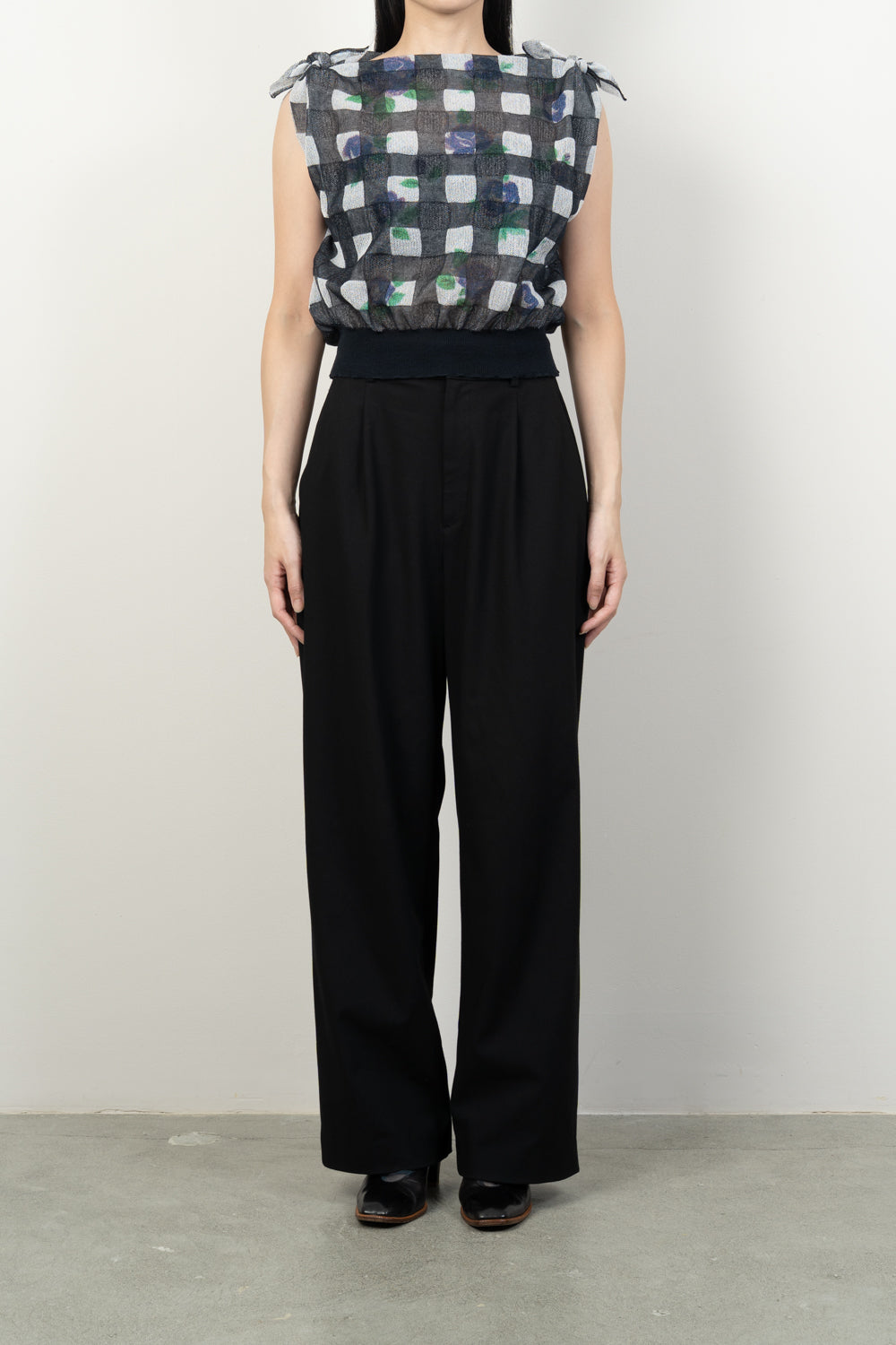 FLOWER PRINTED GINGHAM KNIT TOP [BLUE]