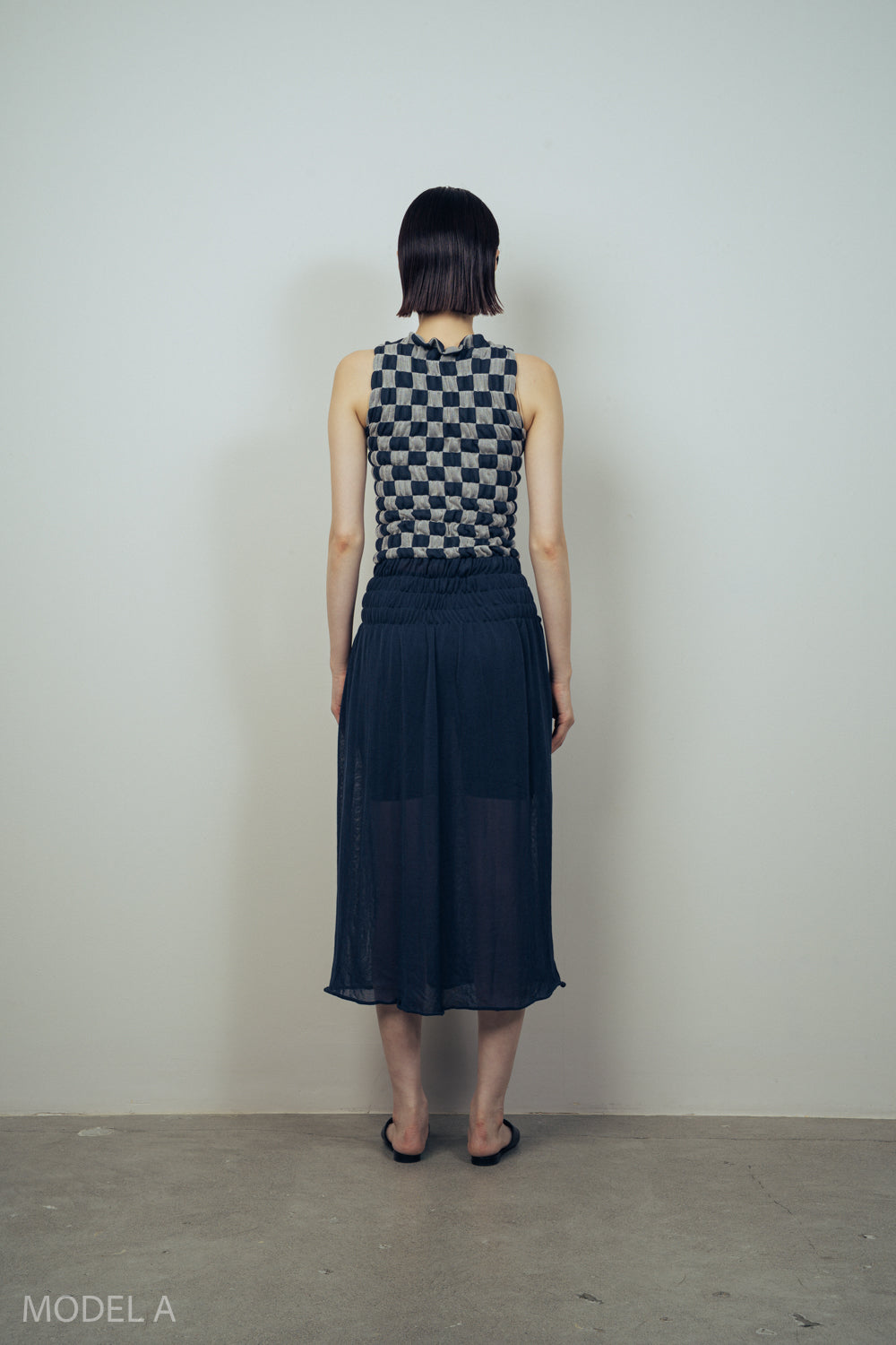 SHIRRING CHECKED DRESS [NAVY]