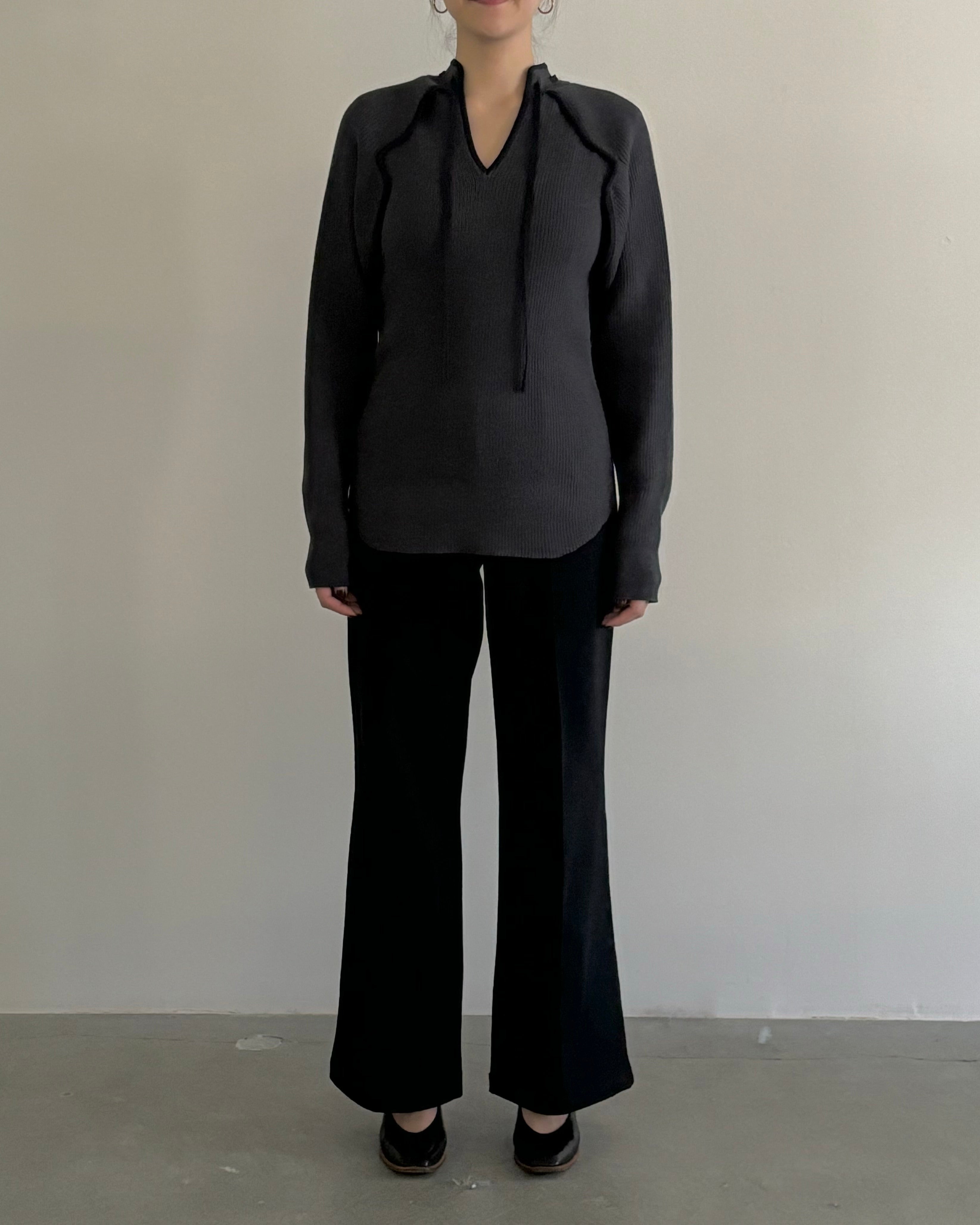 OPEN SLEEVE V/NECK KNIT TOP [STEEL GRAY]