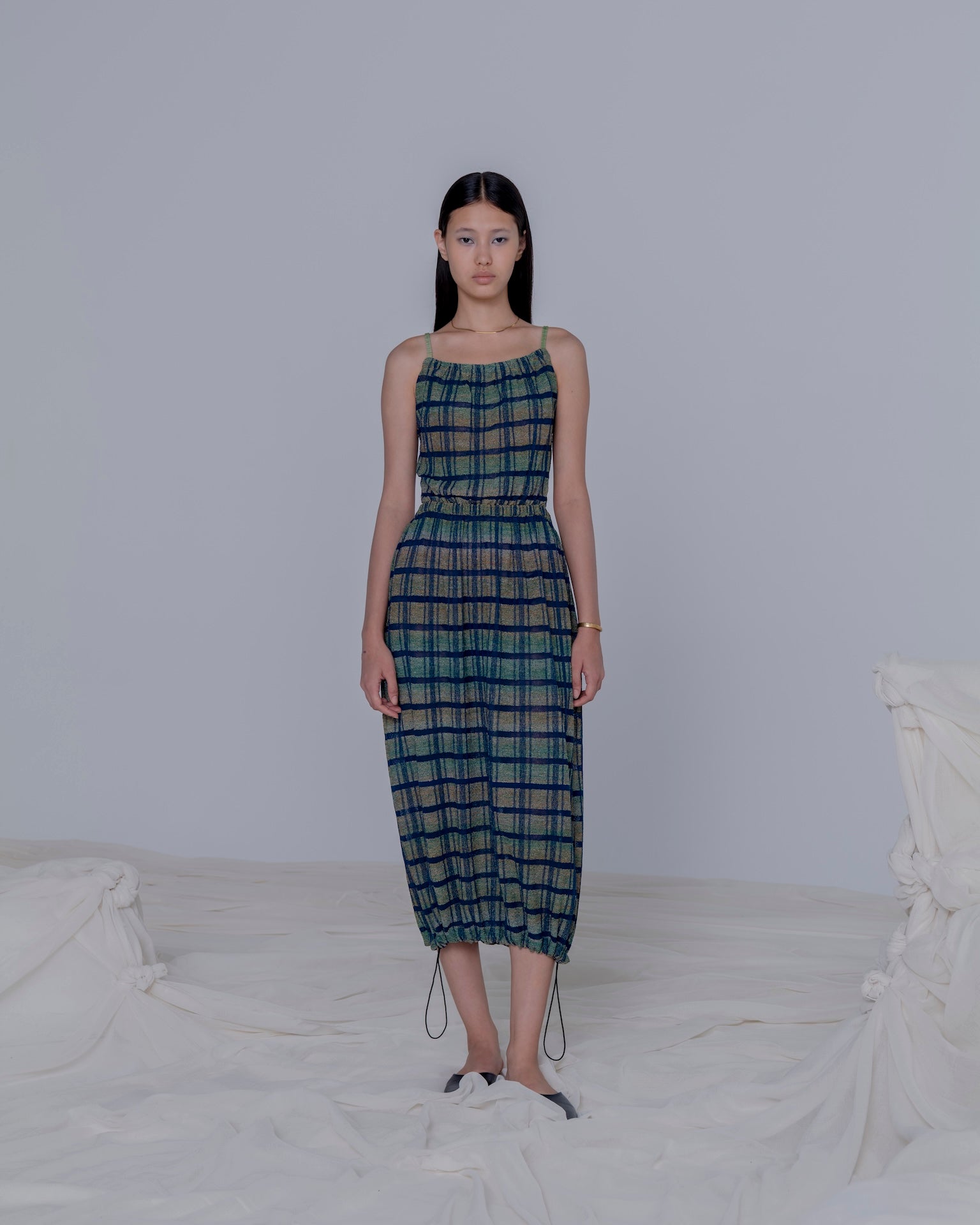 LAYERED TEXTURE KNIT DRESS [GREEN]