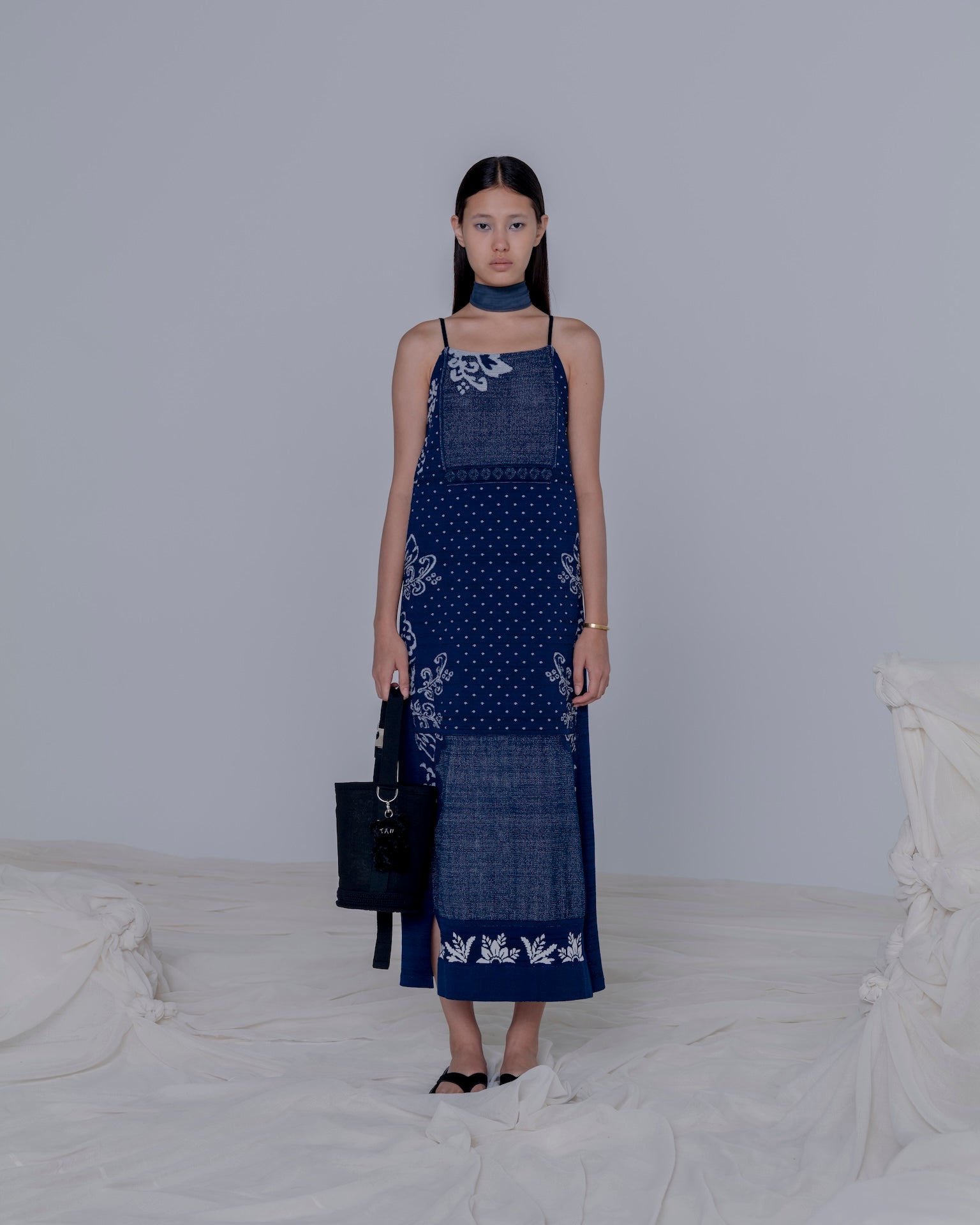 BOTANICAL CONTRAST KNIT DRESS [NAVY]