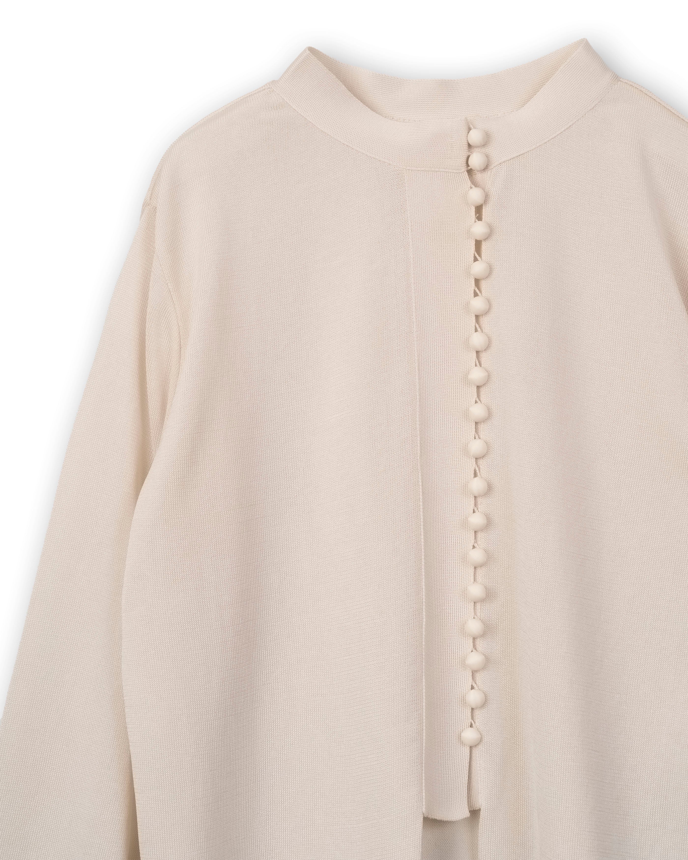 MULTI BUTTON KINT BLOUSE [IVORY]